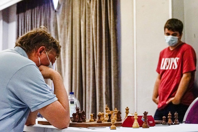 Santos Latasa contra Shirov